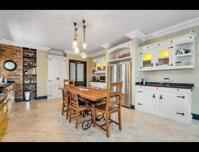 6 BEDROOM HOUSE FOR SALE IN DAINFERN VALLEY ESTATE